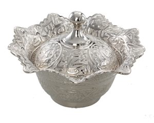 Bowl with cover 142