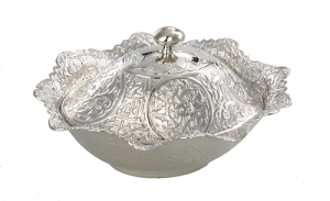 Bowl with cover 146
