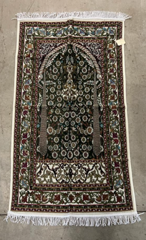 Genova Prayer Rug
